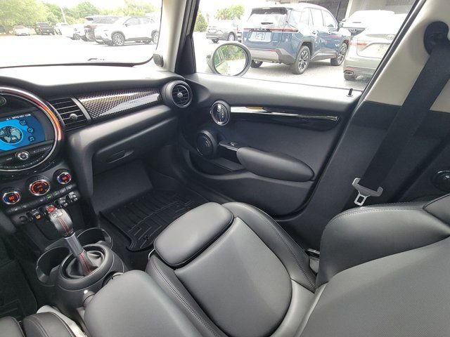 Used 2019 MINI Cooper S w/ Premium Package FWD image 3