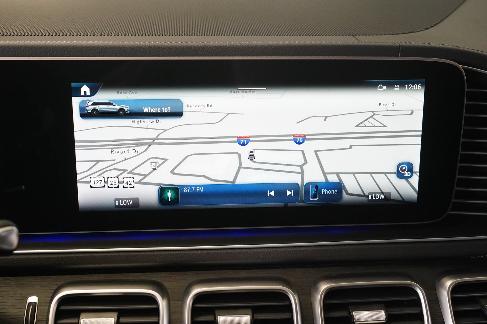 New 2026 Mercedes-Benz GLS 450 4MATIC image 26