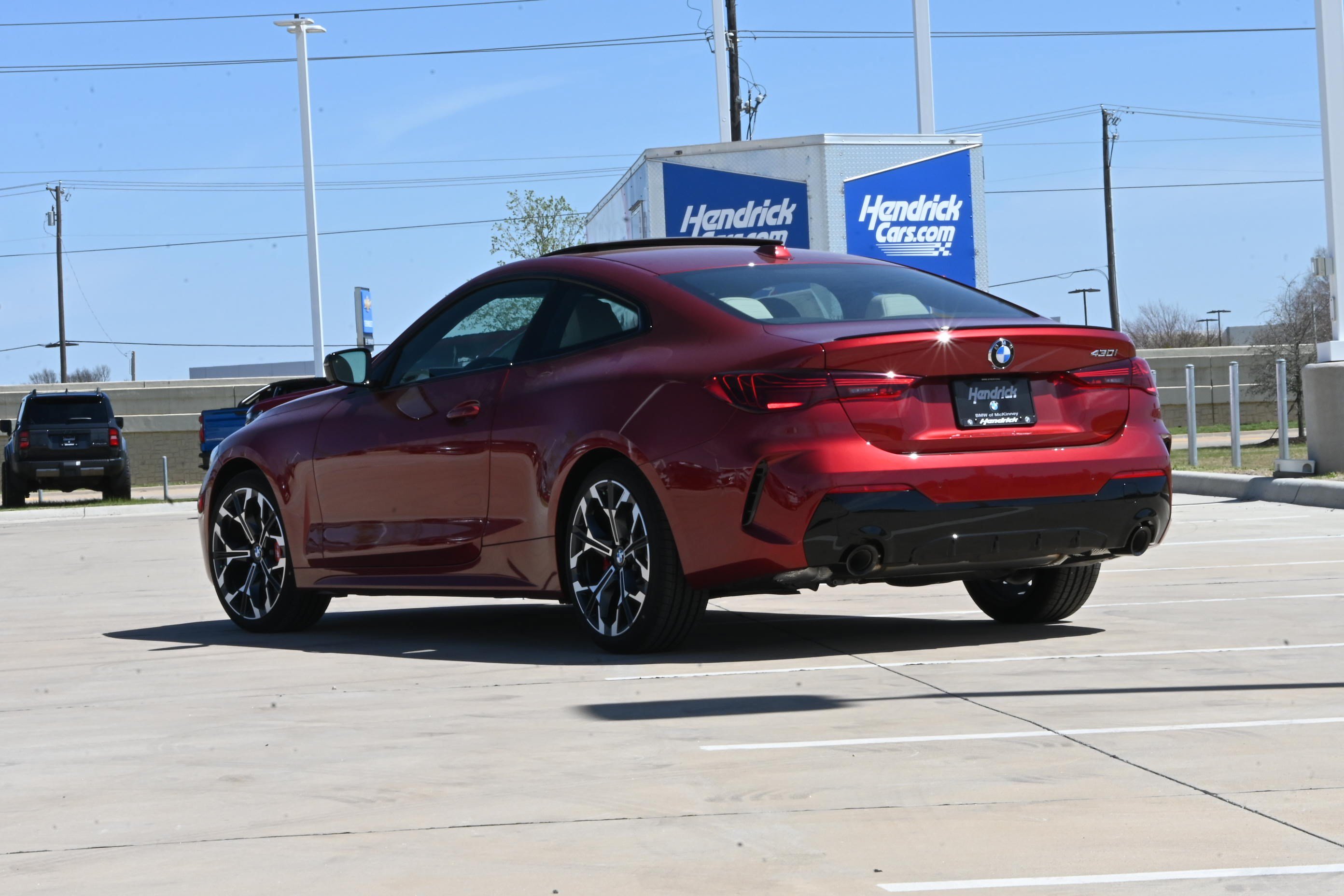 New 2026 BMW 430i Coupe w/ M Sport Package RWD image 2