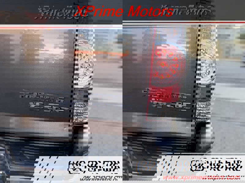 Used 2011 Toyota Tacoma PreRunner w/ SR5 Pkg #2 RWD image 10