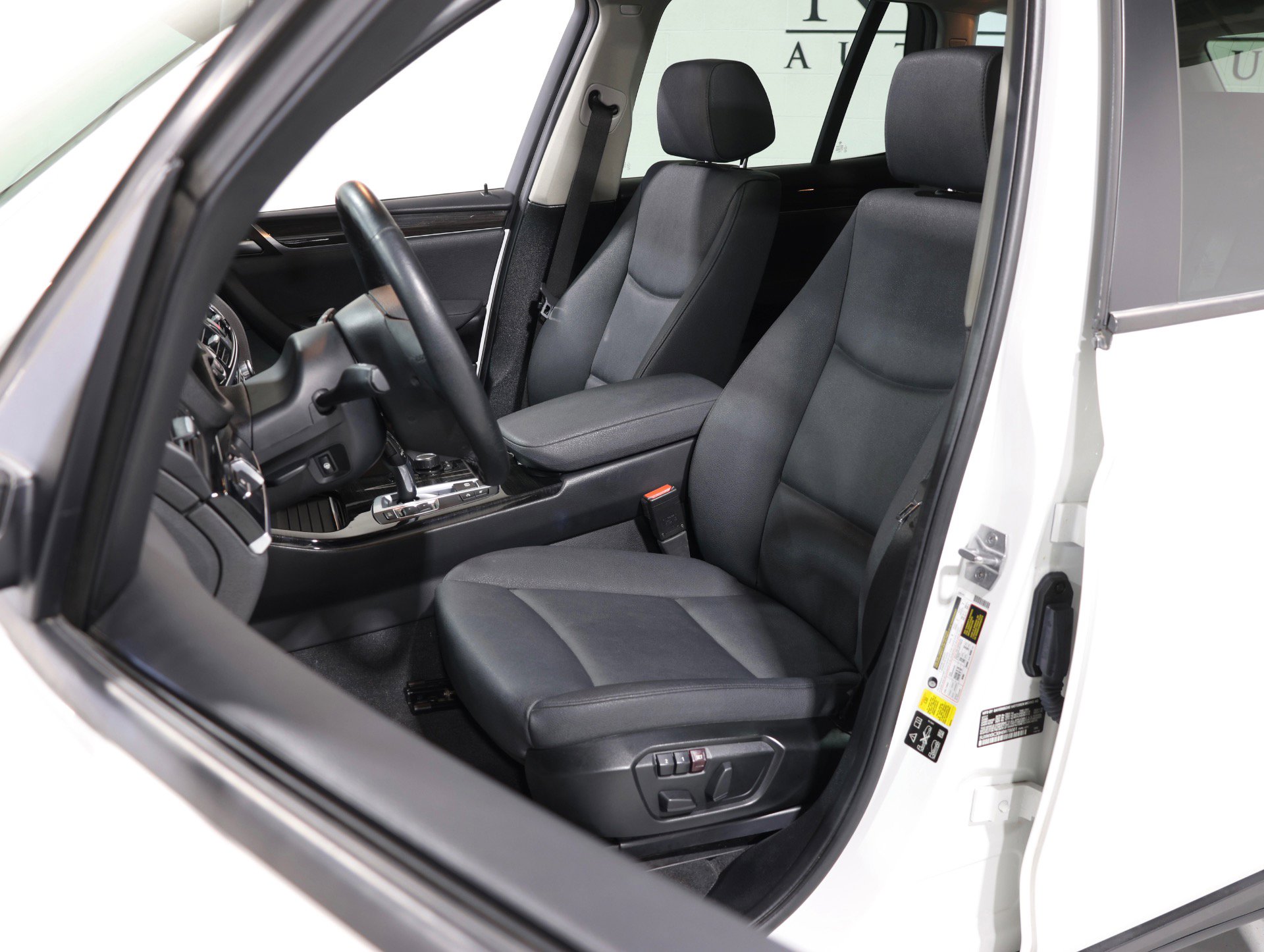 Used 2017 BMW X3 xDrive28i image 69