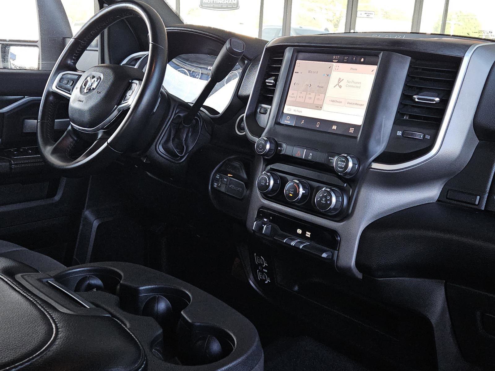 Used 2024 RAM 3500 Big Horn image 33