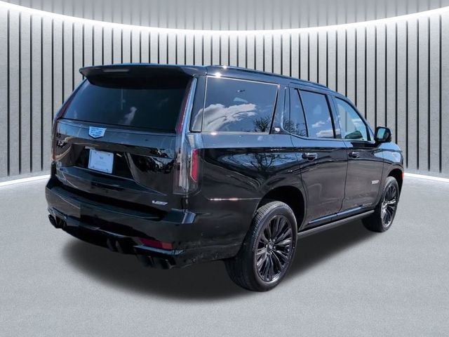 Used 2024 Cadillac Escalade V w/ LPO, ONYX Package image 4