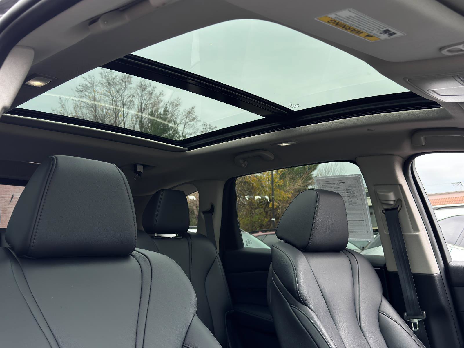 Used 2022 Acura MDX SH-AWD image 28