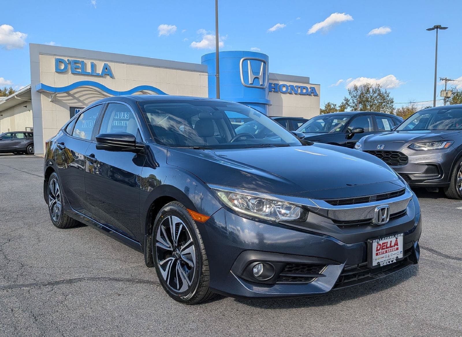 Used 2018 Honda Civic EX-T image 4