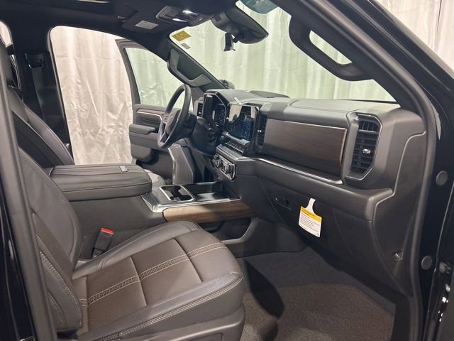 Certified 2026 Chevrolet Silverado 3500 High Country w/ High Country Premium Package AWD/4WD image 14