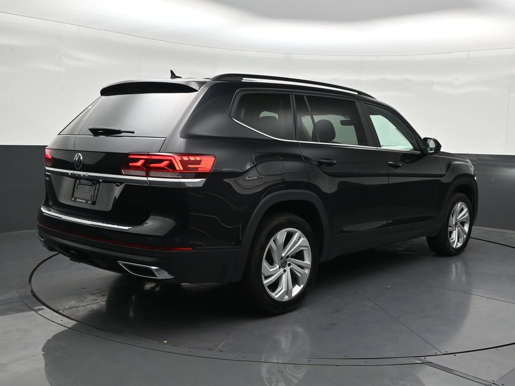Used 2021 Volkswagen Atlas SE w/ Panoramic Sunroof Package FWD image 5