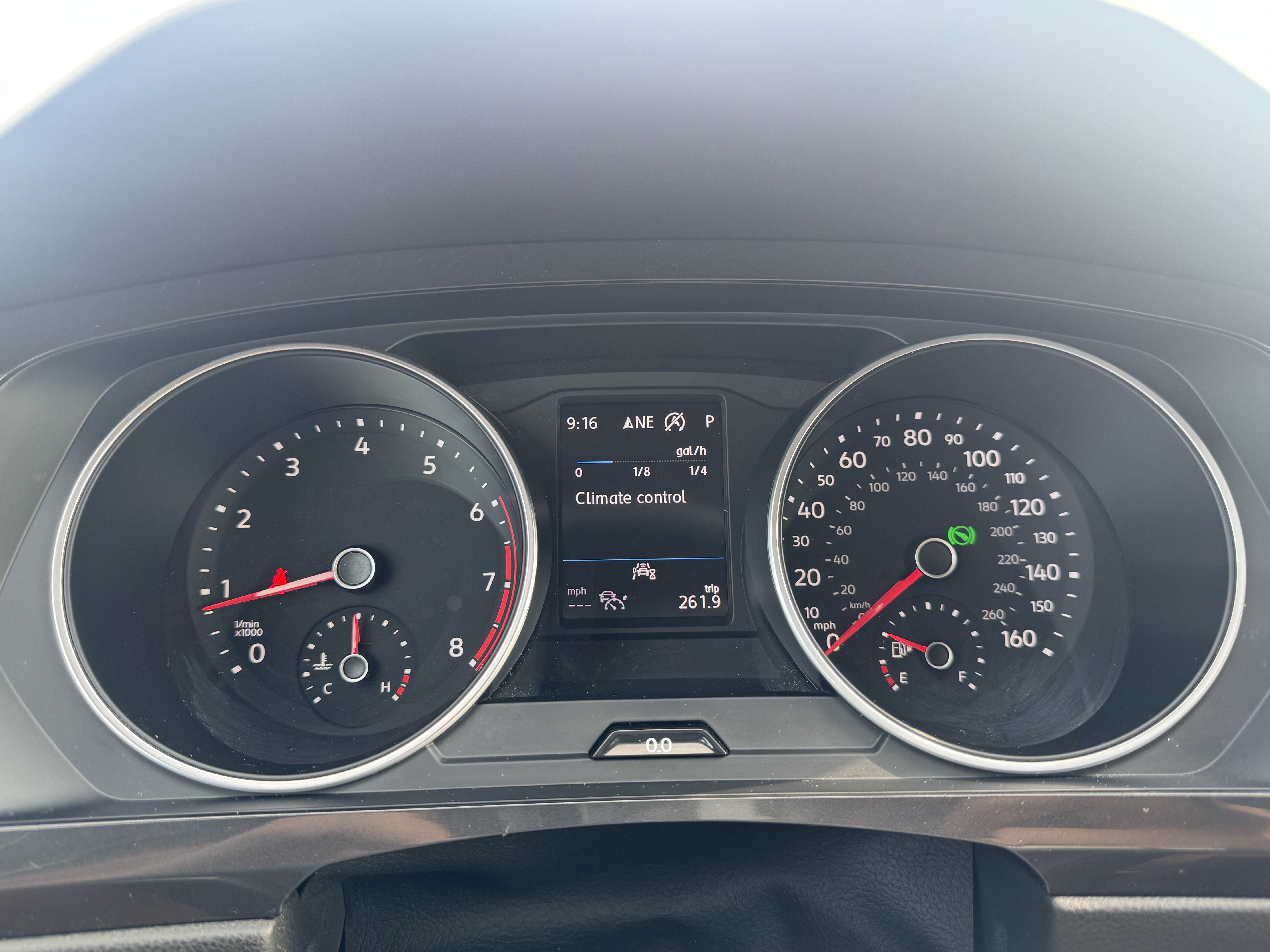 Used 2021 Volkswagen Tiguan SE AWD/4WD image 20