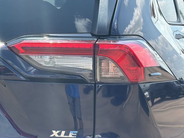 Used 2020 Toyota RAV4 XLE w/ Carpet Mat Package FWD image 30