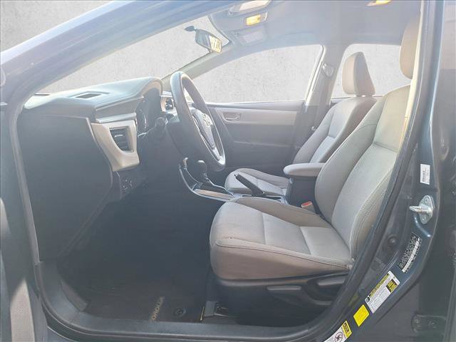 Used 2016 Toyota Corolla LE image 10