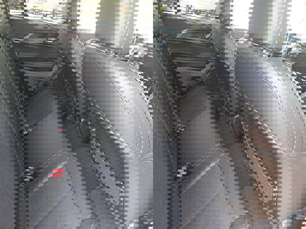 New 2025 Jeep Grand Cherokee Altitude image 11