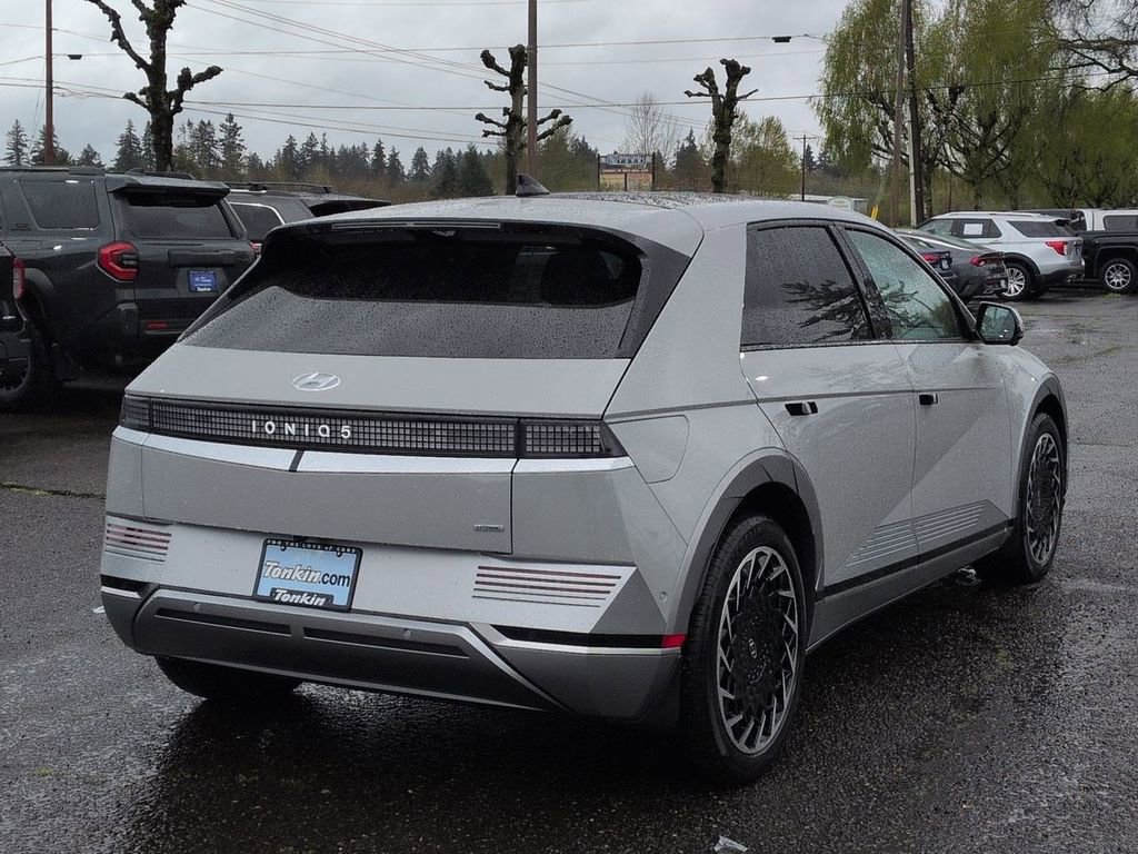 Used 2024 Hyundai Ioniq 5 Limited image 5