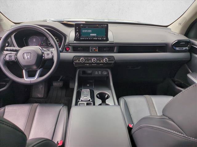 Used 2024 Honda Pilot Touring image 18