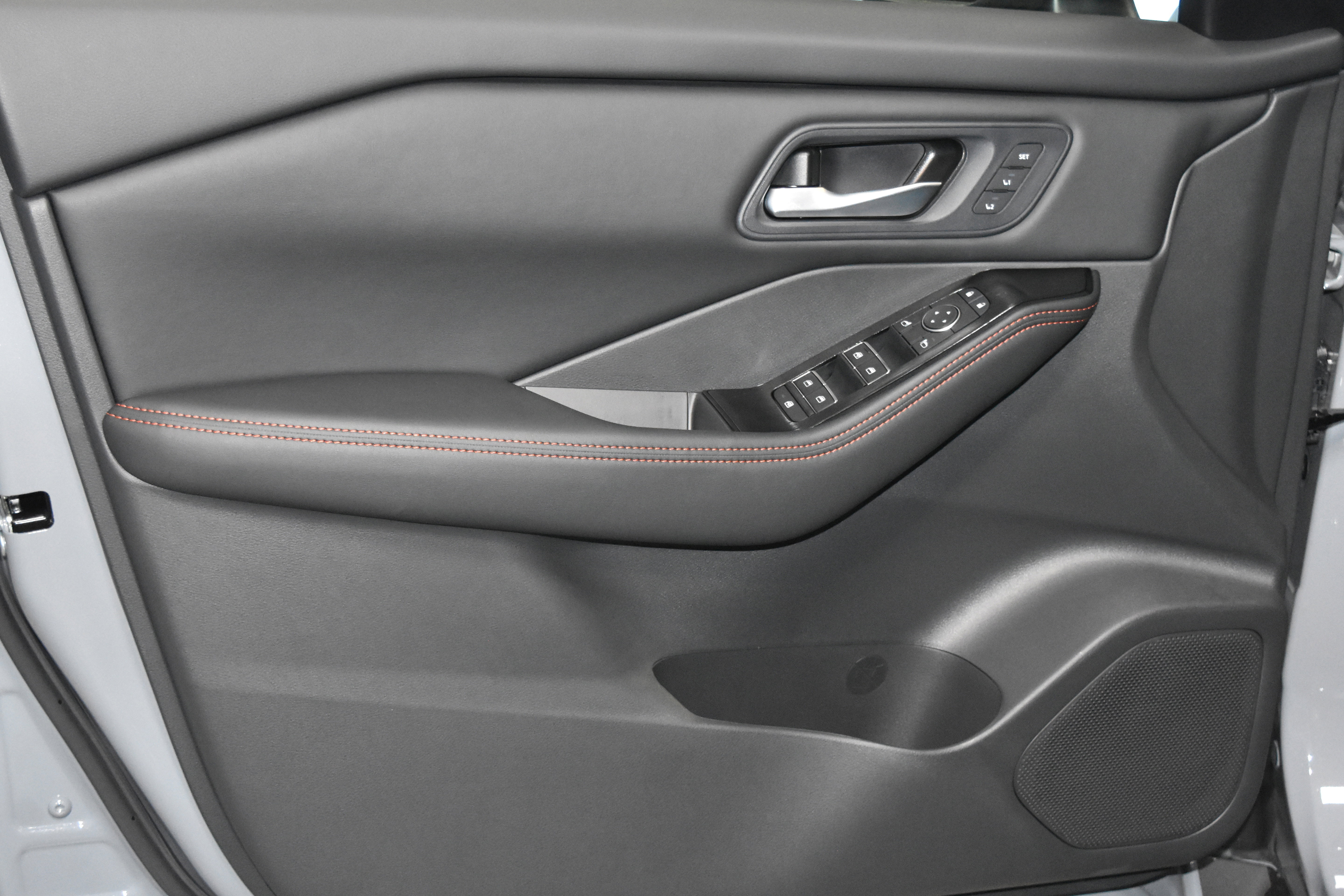 New 2026 Nissan Rogue SV w/ Rock Creek Premium Package image 3
