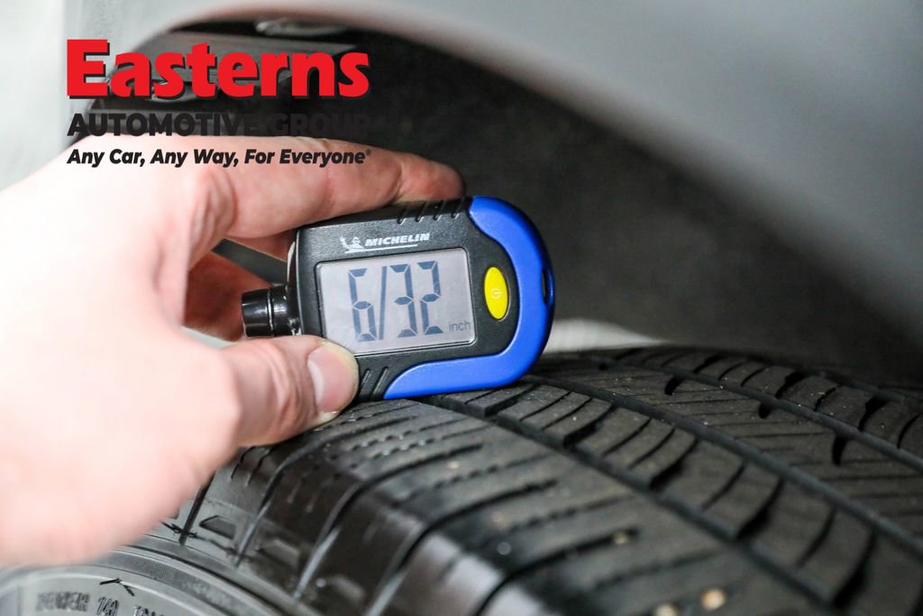 Used 2022 Ford Escape SE w/ Cold Weather Package image 26