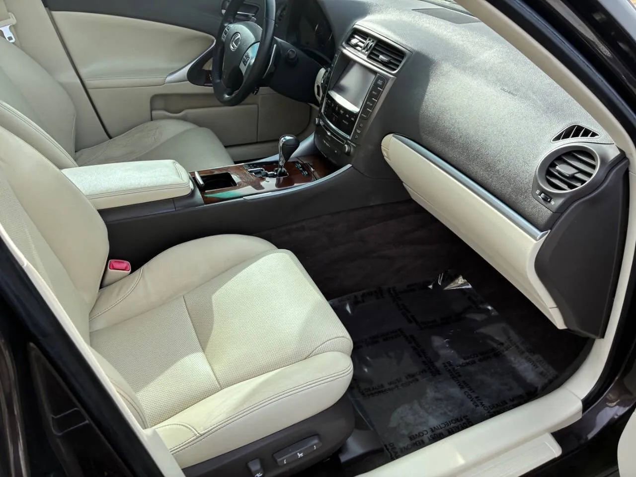 Used 2013 Lexus IS 250 AWD w/ Premium Pkg image 25
