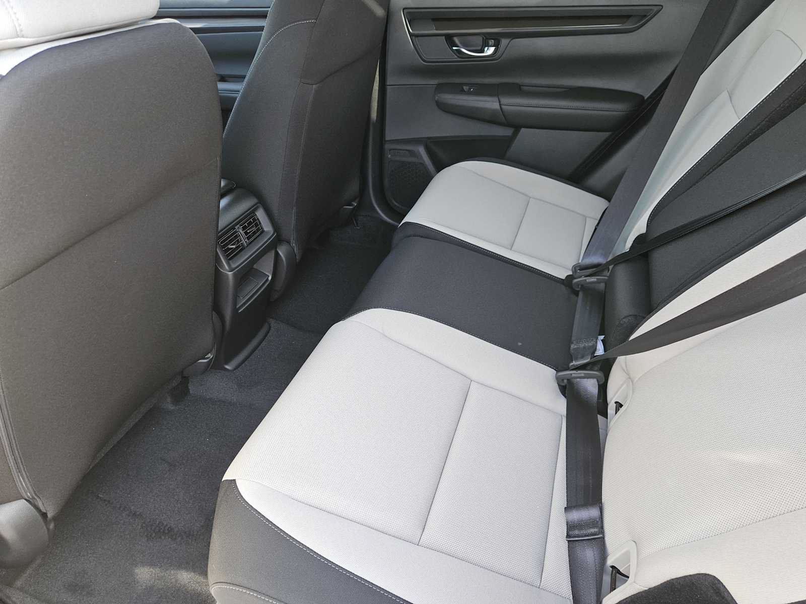 Used 2026 Honda CR-V LX image 21