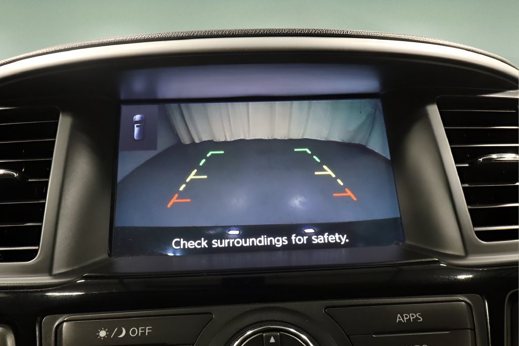 Used 2020 Nissan Pathfinder S AWD/4WD image 23