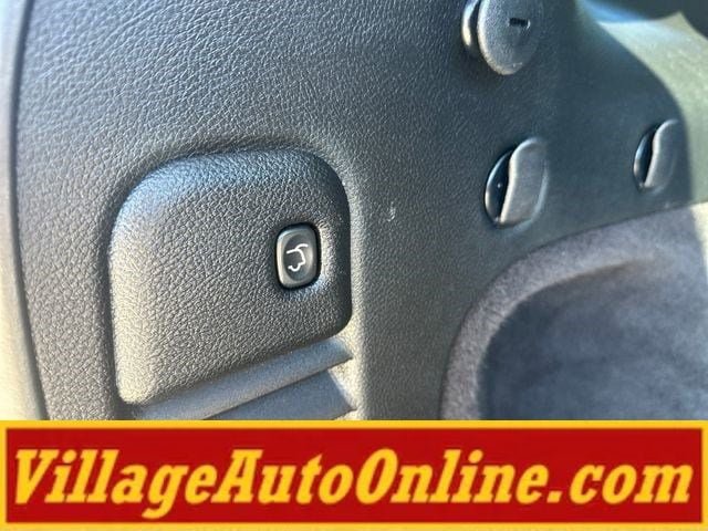 Used 2015 Jeep Grand Cherokee Overland w/ Advanced Technology Group AWD/4WD image 42