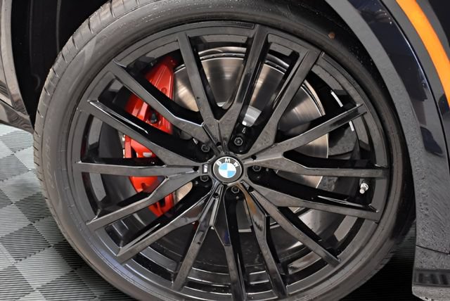New 2026 BMW X5 M60i w/ Climate Comfort Package AWD/4WD image 32
