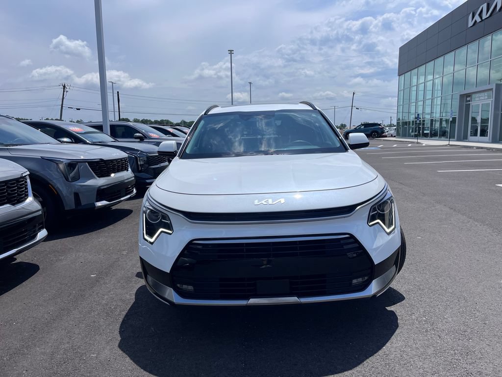 Certified 2024 Kia Niro EX Touring FWD image 9