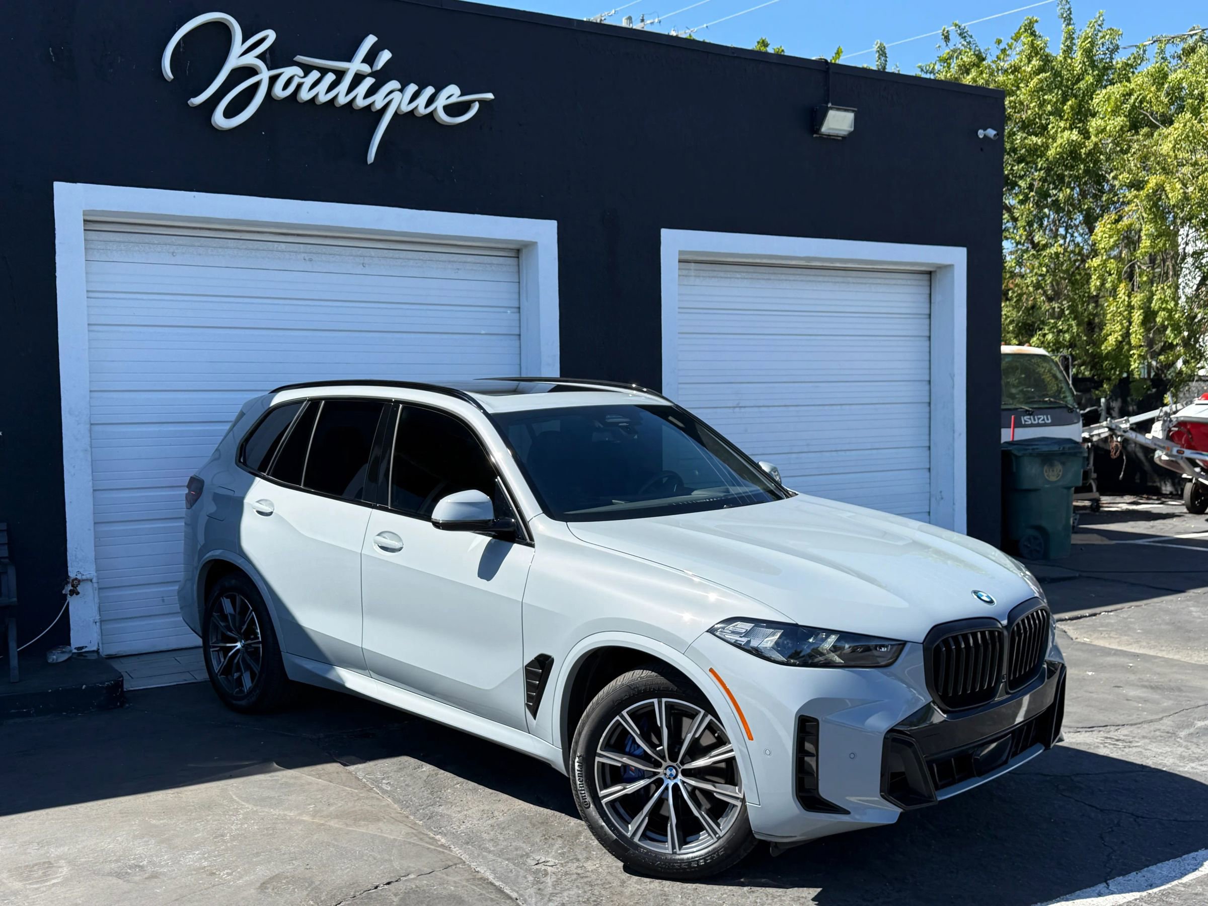 Used 2024 BMW X5 xDrive40i w/ M Sport Package image 54