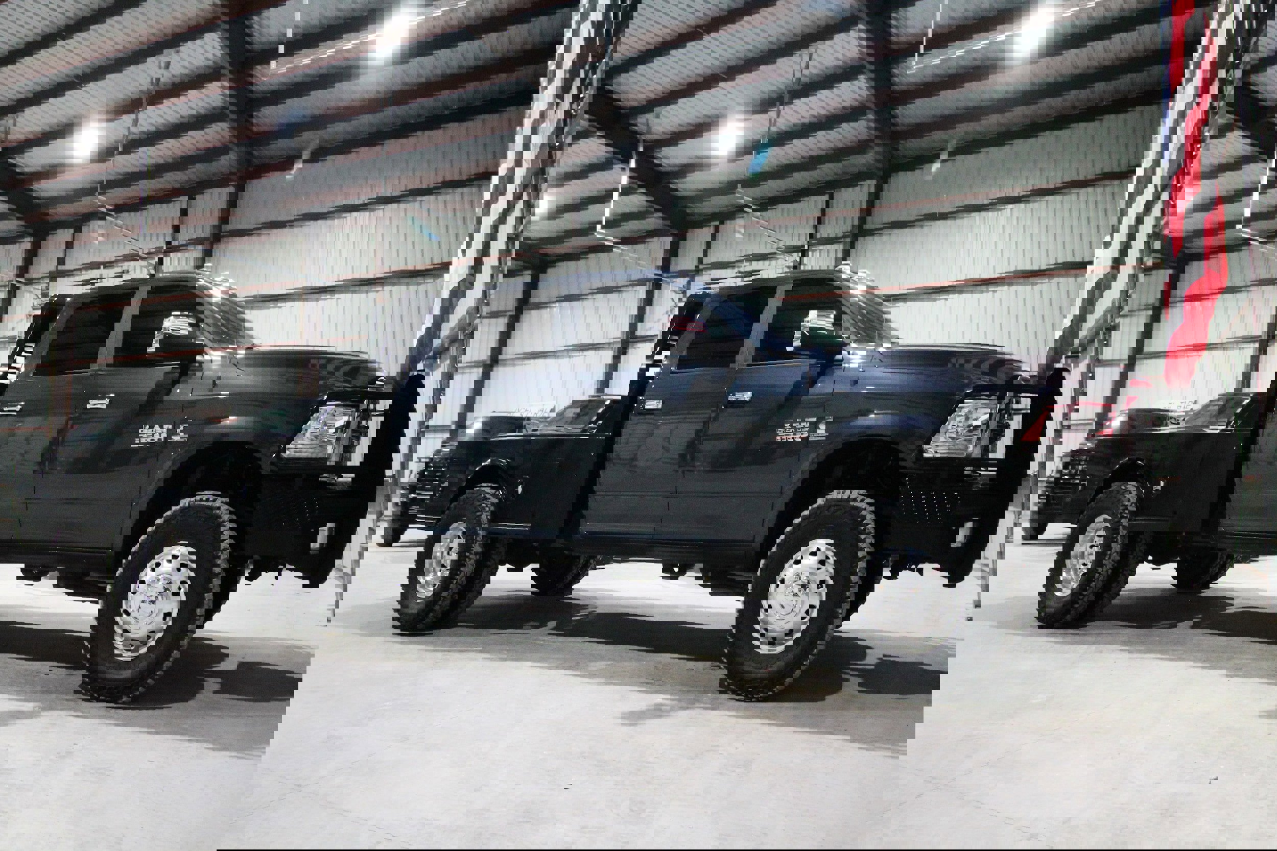 Used 2018 RAM 3500 Laramie w/ Convenience Group image 15