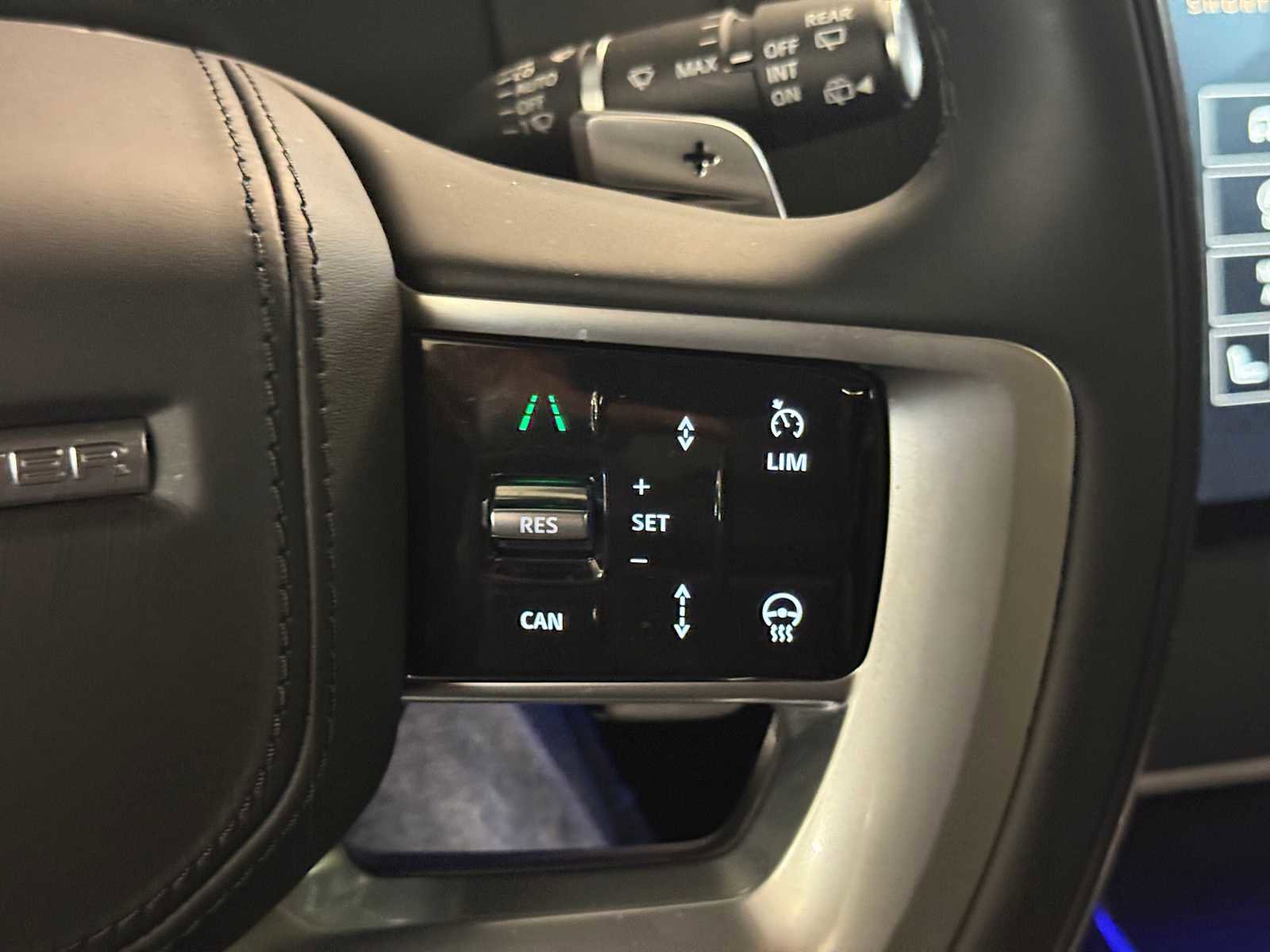 Certified 2025 Land Rover Range Rover Autobiography image 26