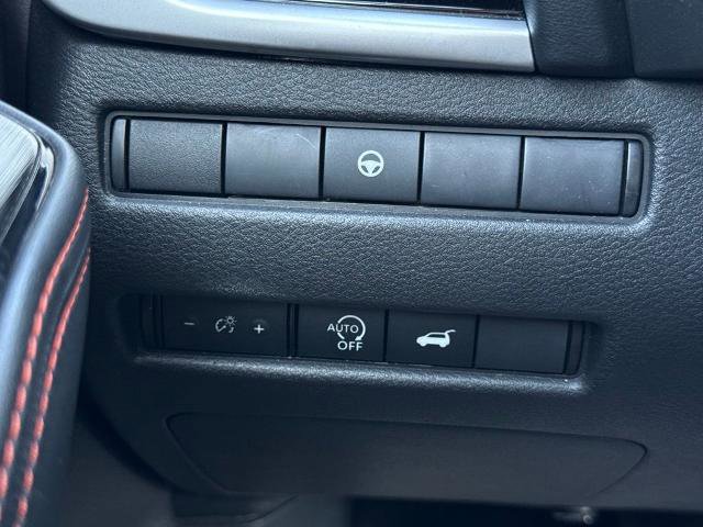 Certified 2025 Nissan Rogue SV image 26