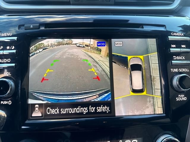 Used 2023 Nissan Murano Platinum w/ Cargo Package image 16