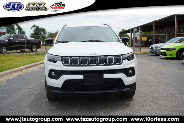 Used 2022 Jeep Compass Latitude AWD/4WD image 8
