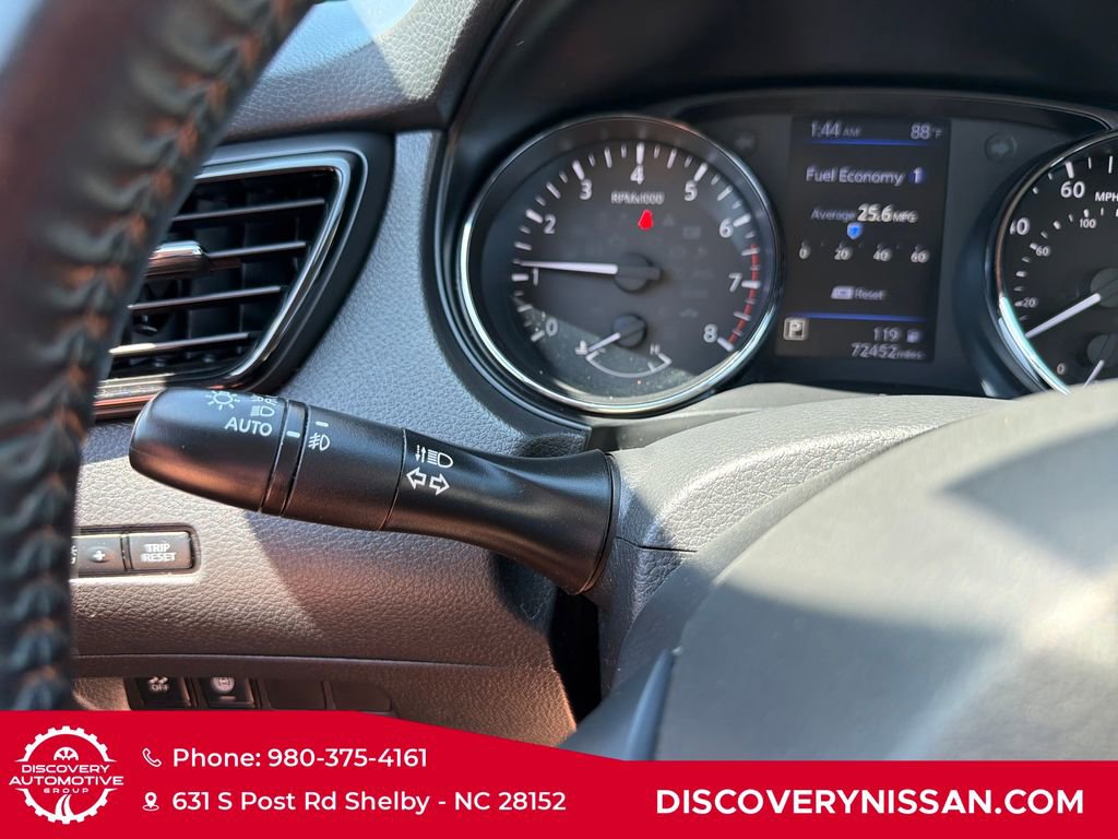 Certified 2022 Nissan Rogue Sport SV image 26