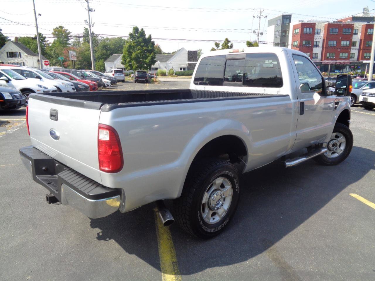 Used 2010 Ford F250 XLT AWD/4WD image 4