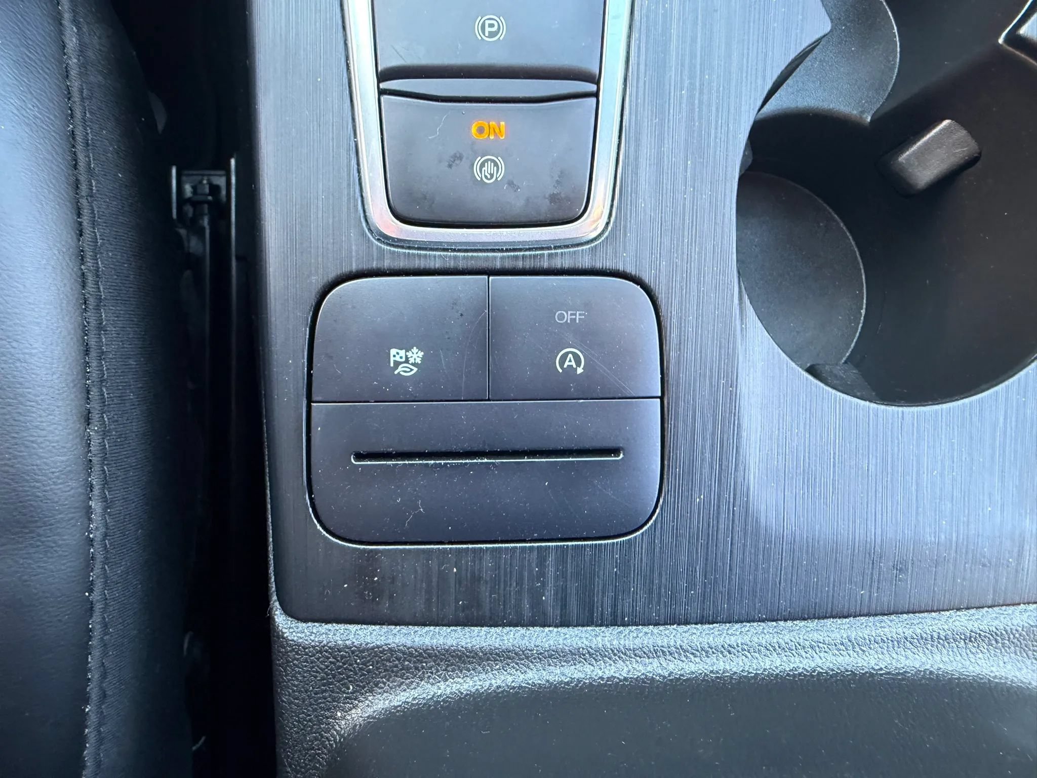 Used 2025 Ford Escape ST-Line AWD/4WD image 21