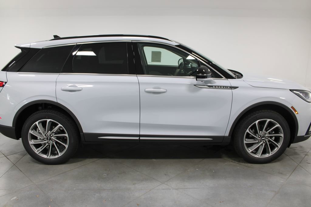 New 2026 Lincoln Corsair Premiere image 10