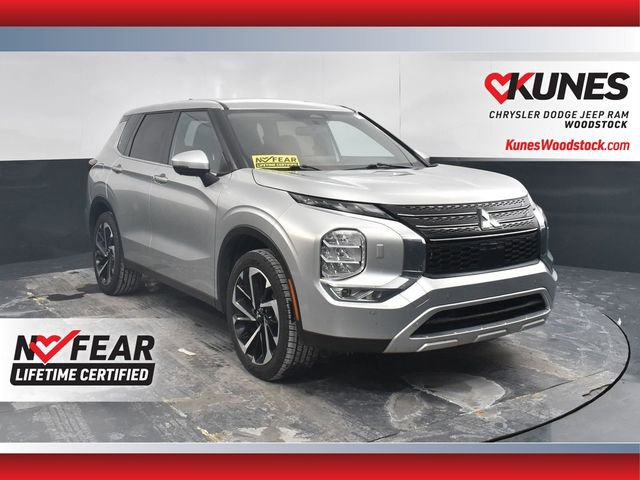 Used 2024 Mitsubishi Outlander SE