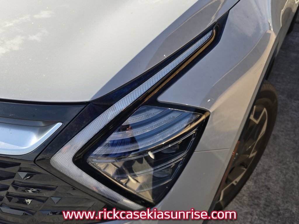 Used 2024 Kia Sportage SX AWD/4WD image 8