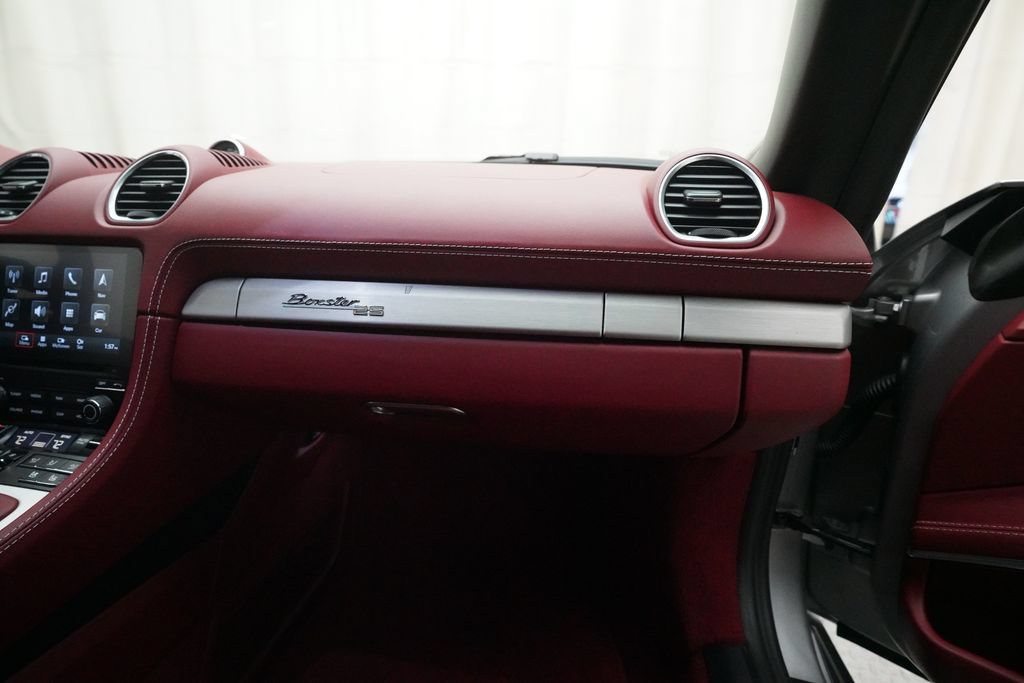Certified 2022 Porsche 718 Boxster RWD image 15