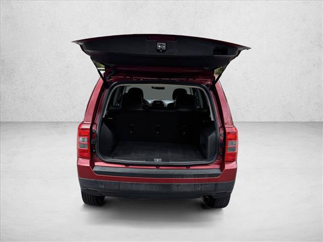 Used 2014 Jeep Patriot Sport w/ Power Value Group FWD image 7