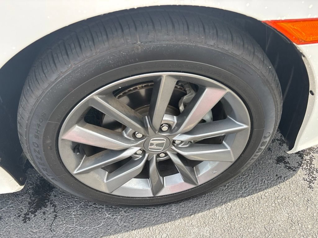 Used 2019 Honda Civic EX-L image 9