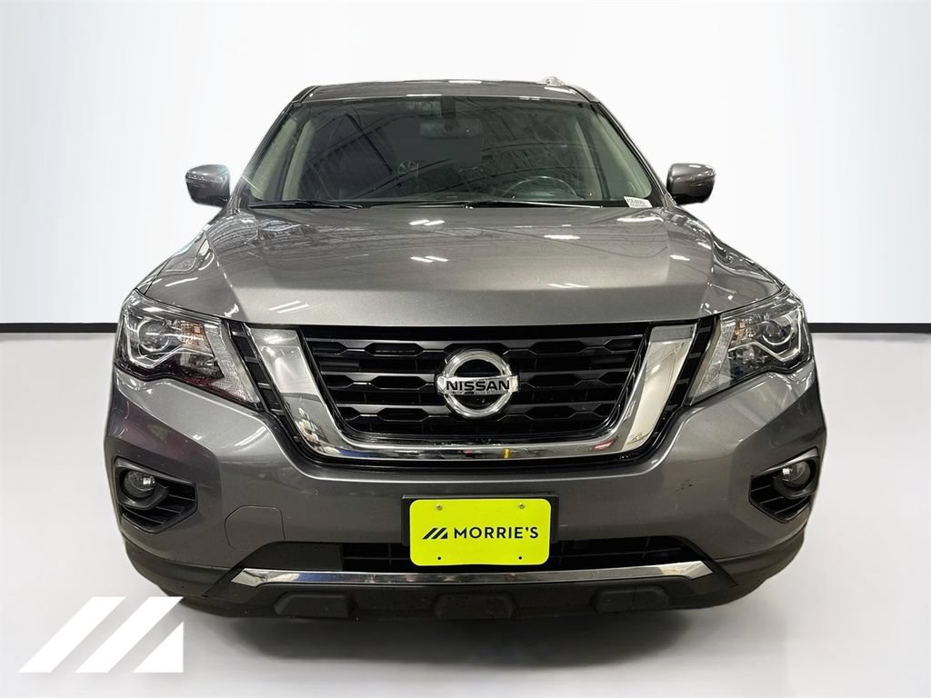 Used 2019 Nissan Pathfinder Platinum AWD/4WD image 2