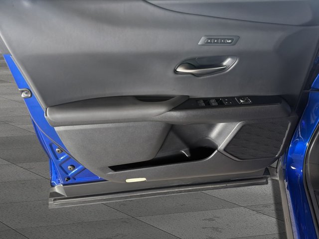Certified 2023 Lexus UX 250h F Sport w/ Accessory Package (Z2) FWD image 8