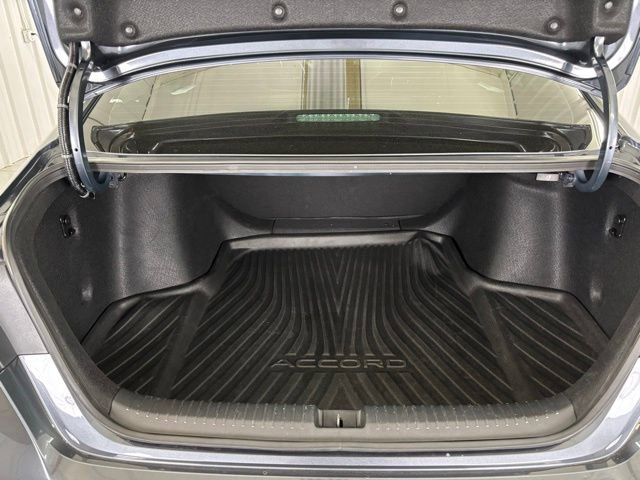 Used 2023 Honda Accord LX image 11