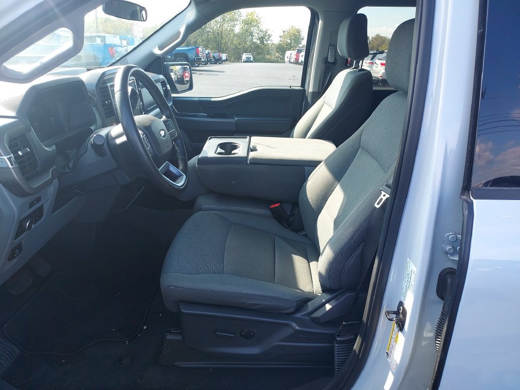 Used 2025 Ford F150 XLT w/ Equipment Group 301A Standard AWD/4WD image 13