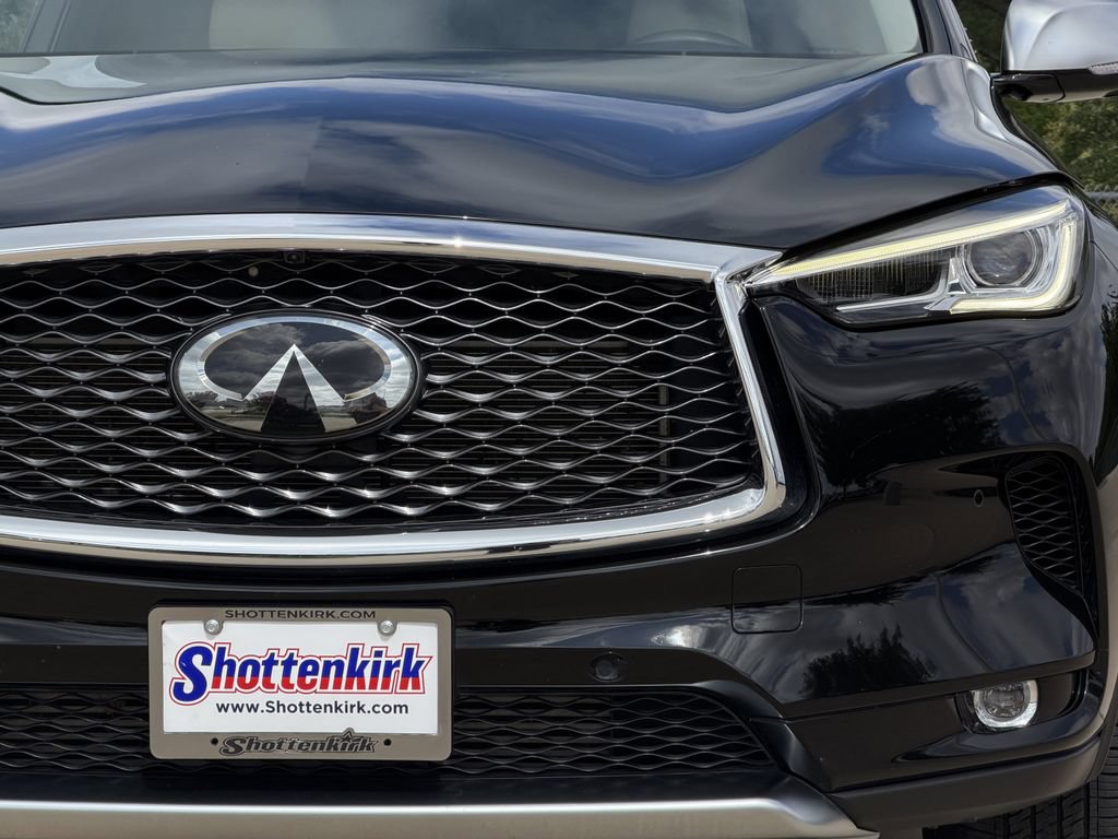 Used 2021 INFINITI QX50 Essential w/ Convenience Package AWD/4WD image 8