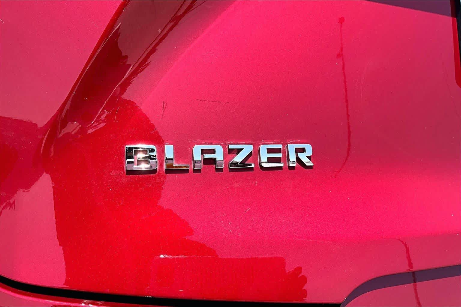 Used 2019 Chevrolet Blazer Premier w/ Sun and Wheels Package FWD image 31