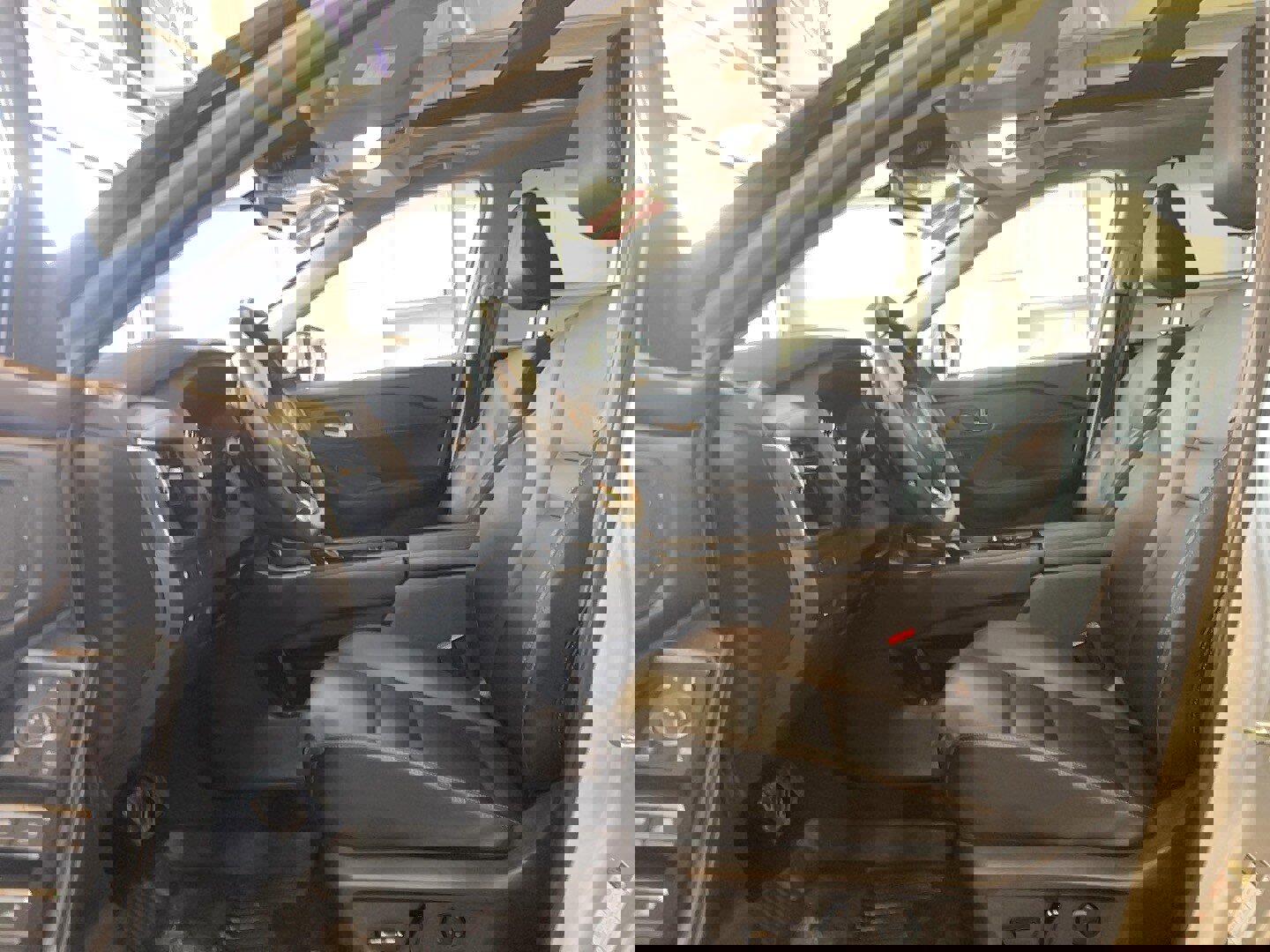 Used 2022 Nissan Rogue SL w/ SL Premium Package image 8