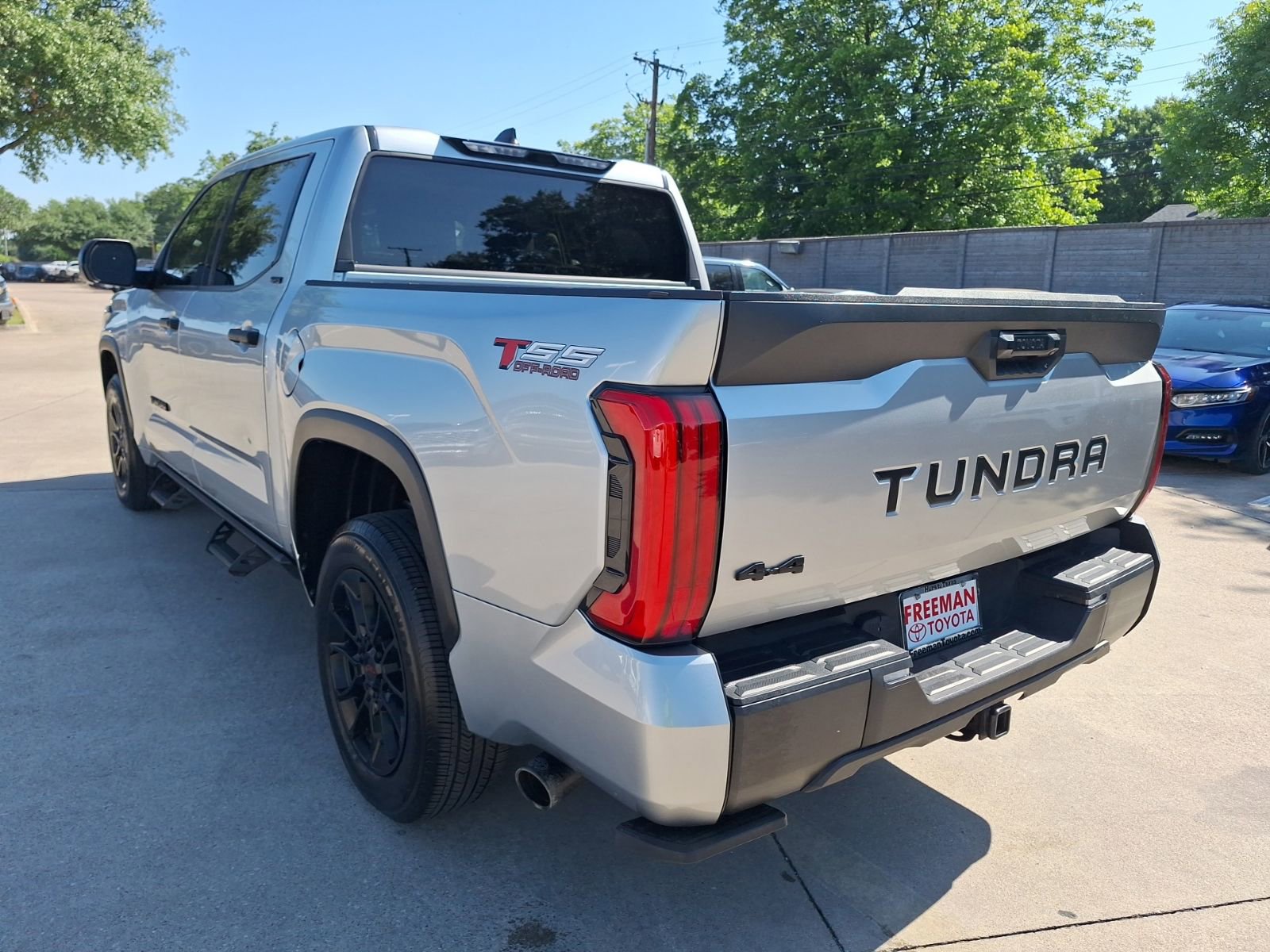 Used 2023 Toyota Tundra SR5 AWD/4WD image 4