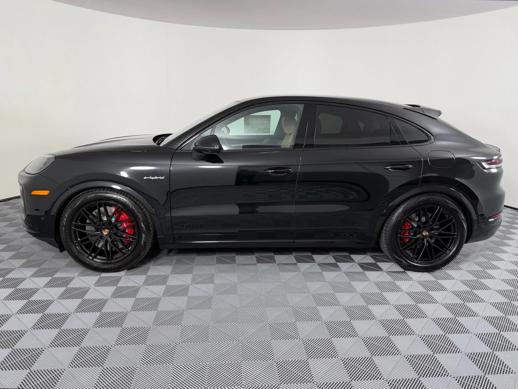 Used 2026 Porsche Cayenne S AWD/4WD image 2