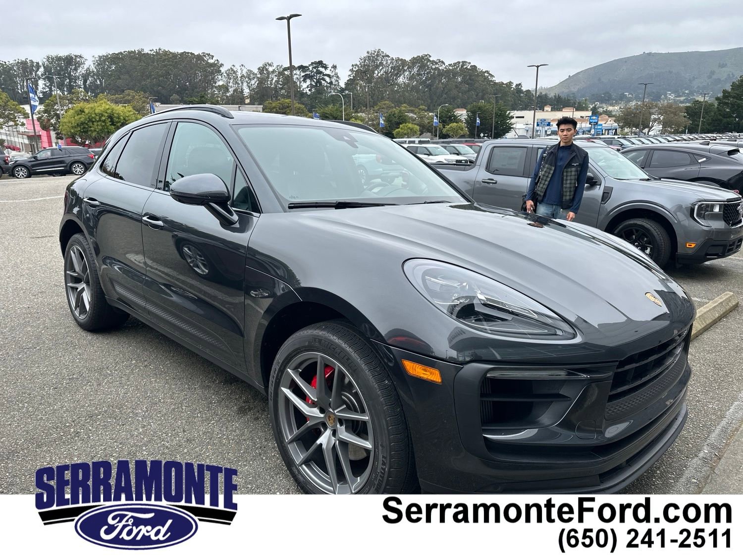 Used 2022 Porsche Macan S AWD/4WD image 1